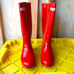 Brand new Original tall HUNTER boots (red)